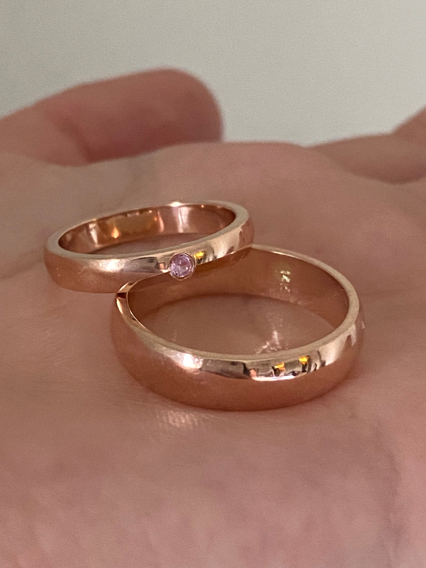 Classic wedding band with accent stone