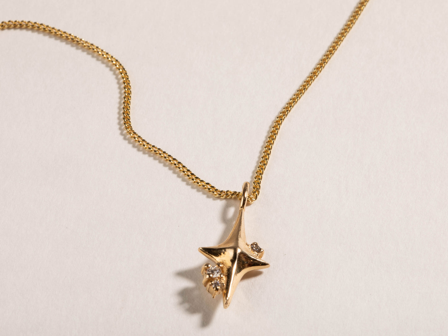 Celestia diamond pendant