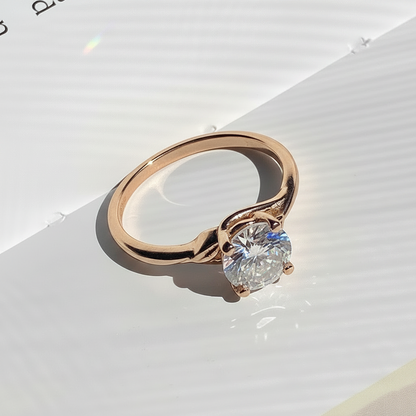 Leaves design round cut diamond engagement ring