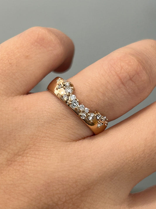 Organic Diamond Cluster Wedding Band in 14K gold