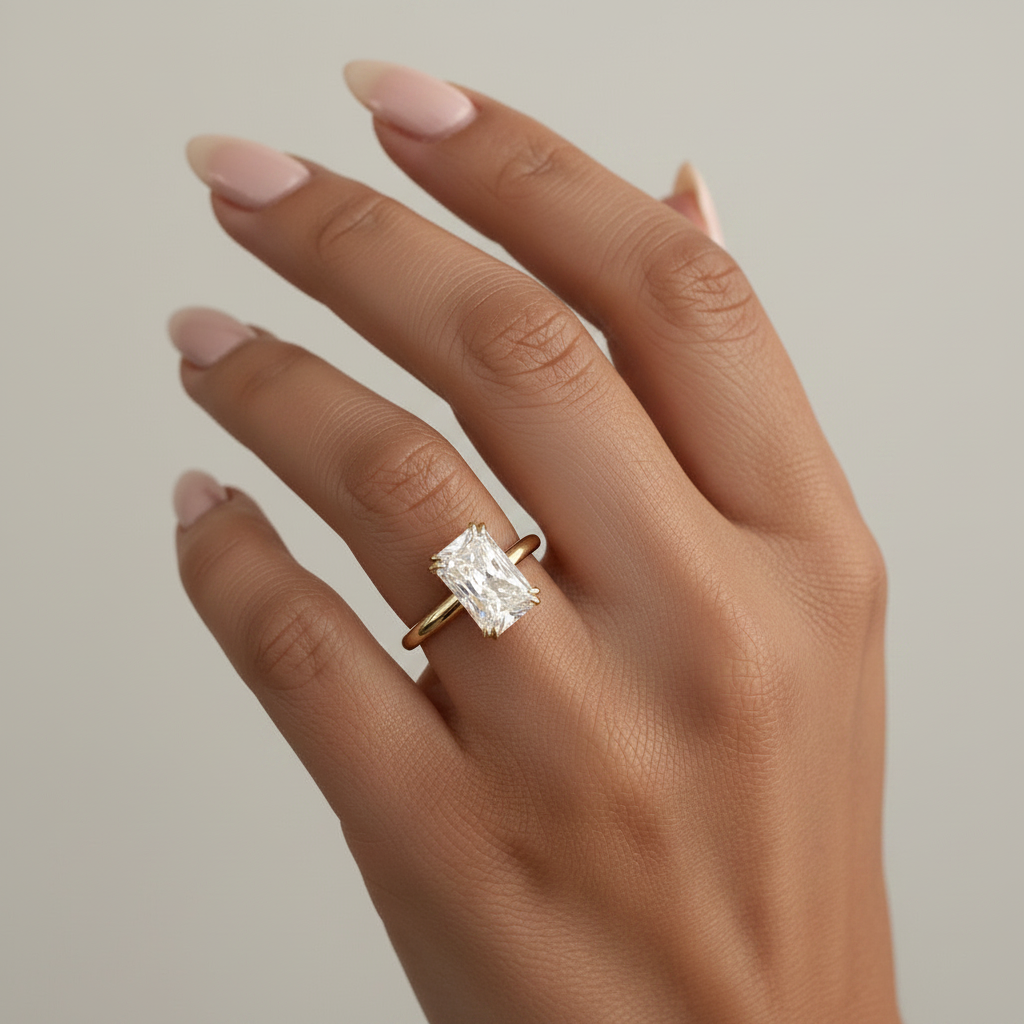 3 ct Radiant Cut Diamond Solitaire Ring with Double Prongs | 14K Gold | Retórica