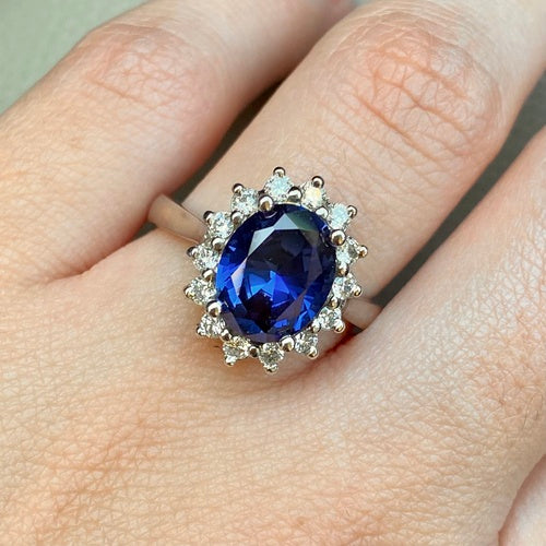 Royal Diana ring