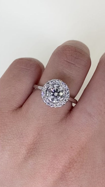 Halo engagement ring