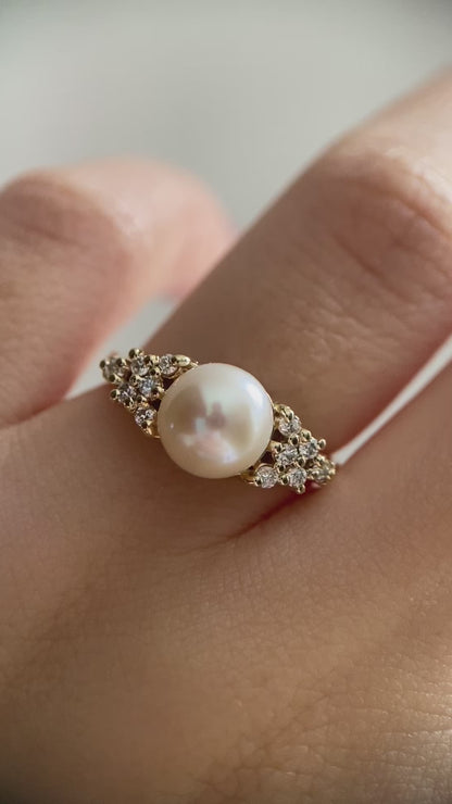 Vintage Akoya pearl engagement ring