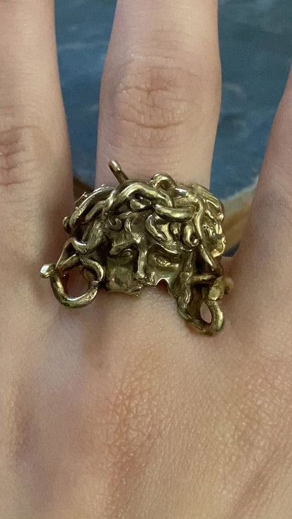 Medusa's spell ring